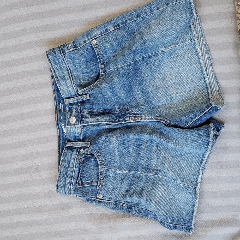 Brand New Old Navy's Girls Jean Shorts 16